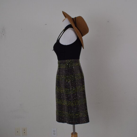 Vintage 70s Plaid Tweed skirt | 26 waist - Picture 3 of 7